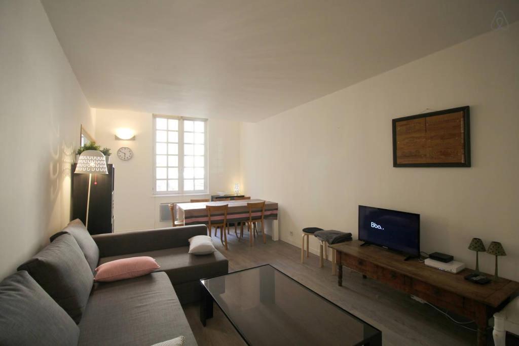 Appartement 2 Chambres En Hyper Centre Avec Balcon บอร์โด ภายนอก รูปภาพ